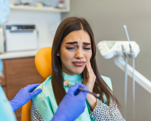 smiley-dental-beverly-tooth-mobile